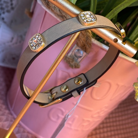 NWT VEGAN TAUPE LEATHER MERLIN BRACELET WITH BLING - Picture 11 of 13